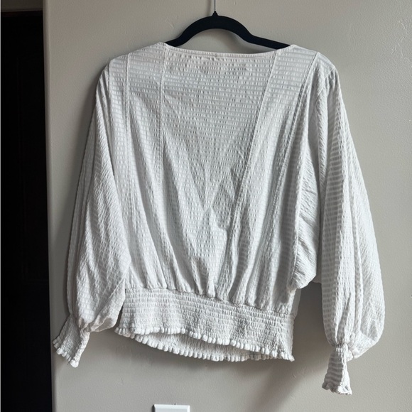 Anthropologie Rebecca Dolman Sleeve Smocked Hem Peasant Top white size S - Picture 3 of 3